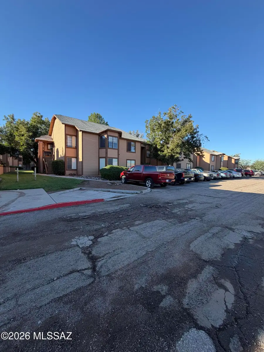 1679 W Midvale Village, Tucson, AZ 85746 - #2