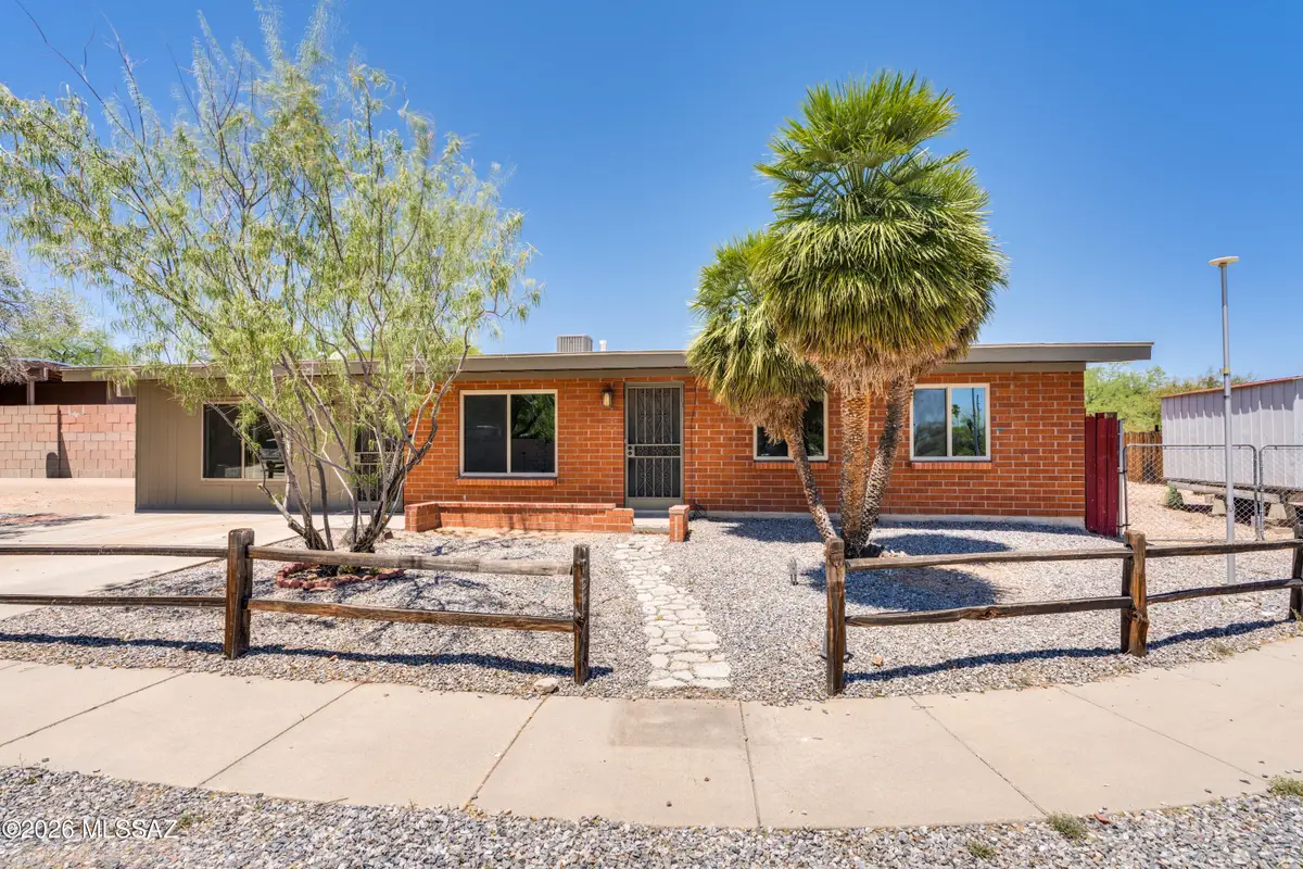 9673 E Quail, Tucson, AZ 85748 - #1