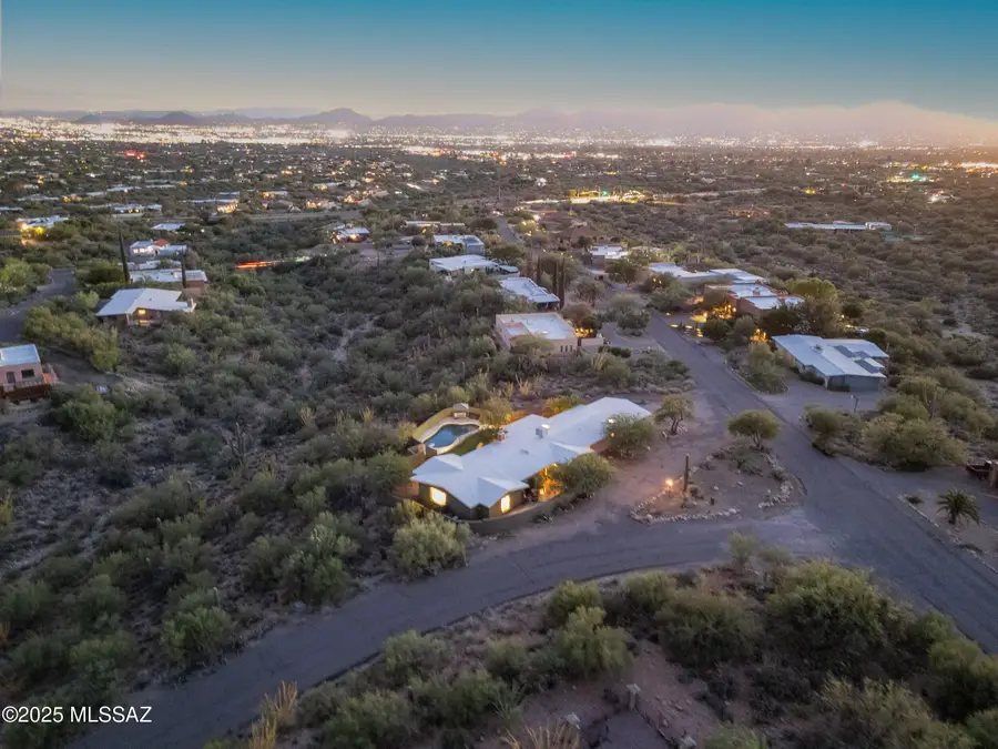 7364 N Mountain Shadows, Tucson, AZ 85718 - #3