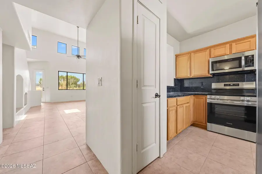97 S Crown, Vail, AZ 85641 - #3