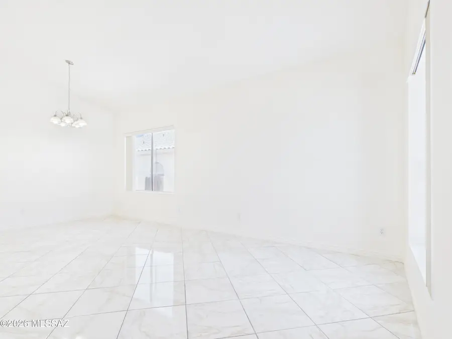 160 S Palace Gardens, Tucson, AZ 85748 - #3