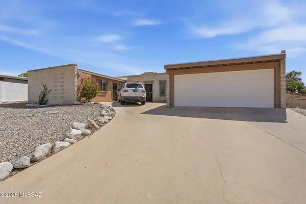 1722 S Camino Seco, Tucson, AZ 85710