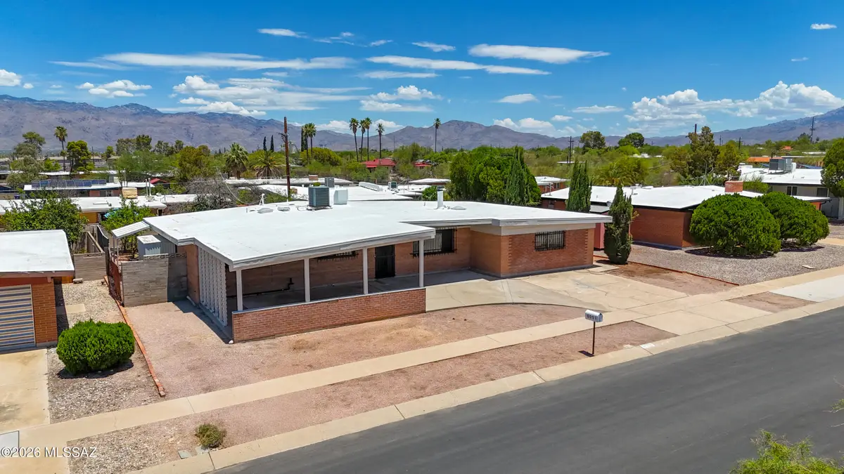 9051 E Cooper, Tucson, AZ 85710 - #1