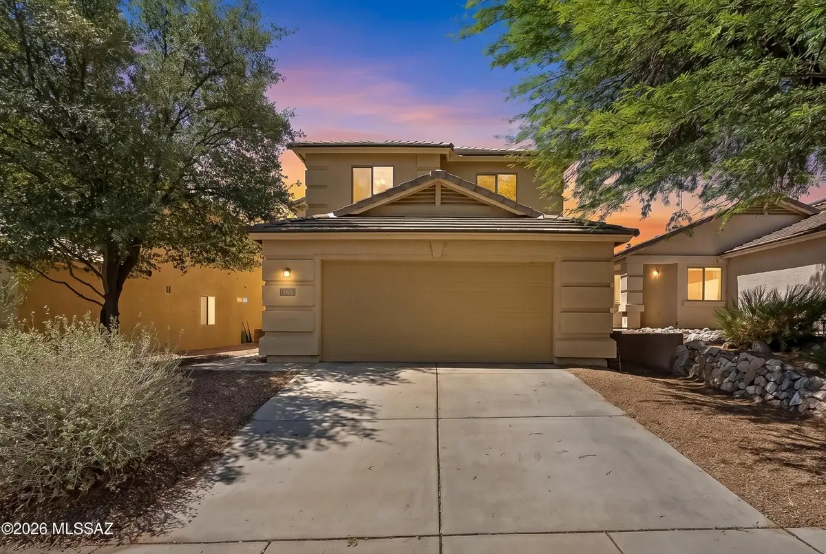 675 W Ash Ridge, Green Valley, AZ 85614 - #1