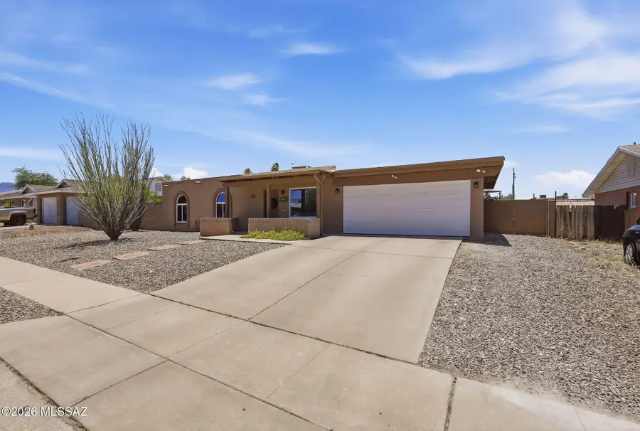 9224 E Baker, Tucson, AZ 85710 - #2