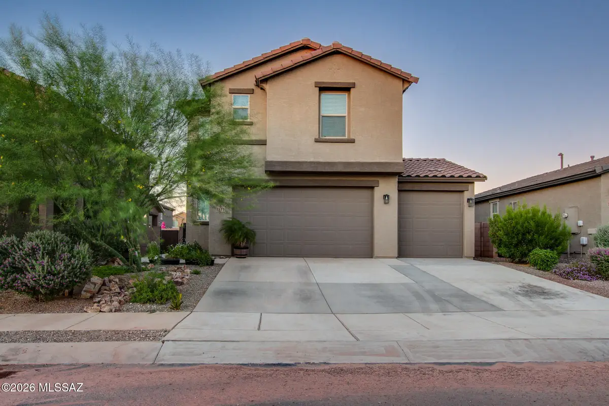 7877 S Wolf Creek, Tucson, AZ 85757 - #1