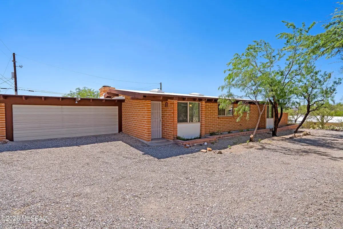 1543 N Plaza De Lirios, Tucson, AZ 85745 - #1