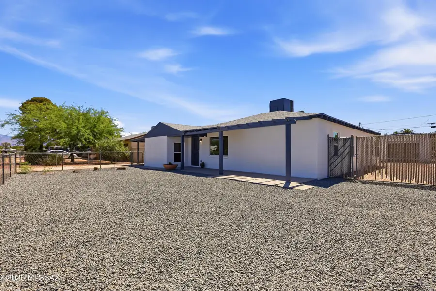2111 S Miramonte, Tucson, AZ 85713 - #2