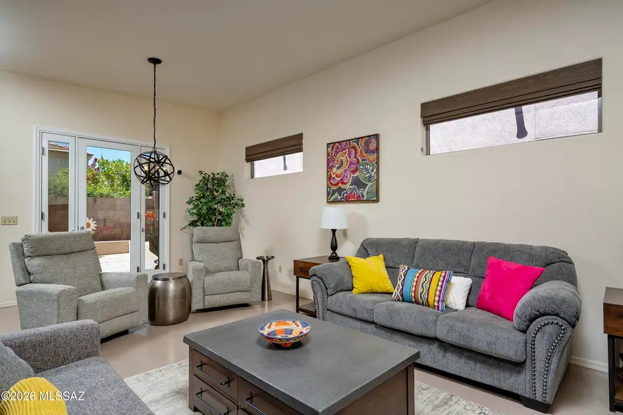 7456 E Calle Infinito, Tucson, AZ 85715 - #2
