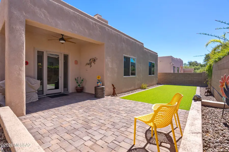 7456 E Calle Infinito, Tucson, AZ 85715 - #3
