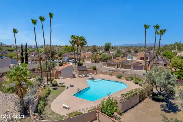 2504 N Ironwood Ridge, Tucson, AZ 85745