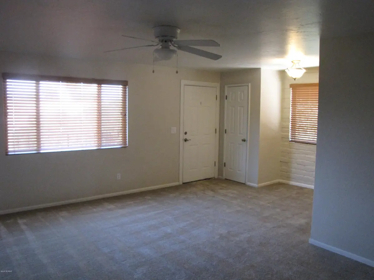6533 E Calle La Paz, Tucson, AZ 85715 - #1