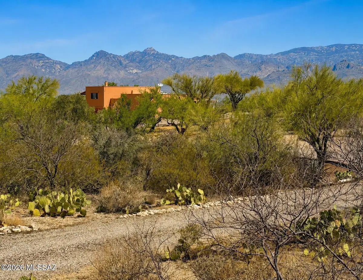 11155 E Saint James, Tucson, AZ 85748 - #1