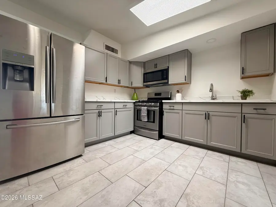 749 W Calle Margarita, Tucson, AZ 85706 - #2