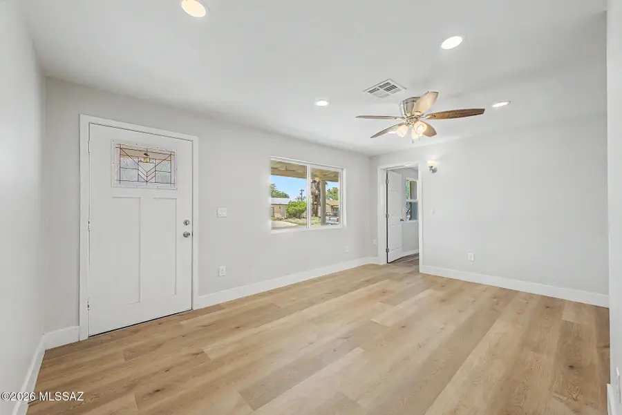 2327 S Kelvin, Tucson, AZ 85713 - #2