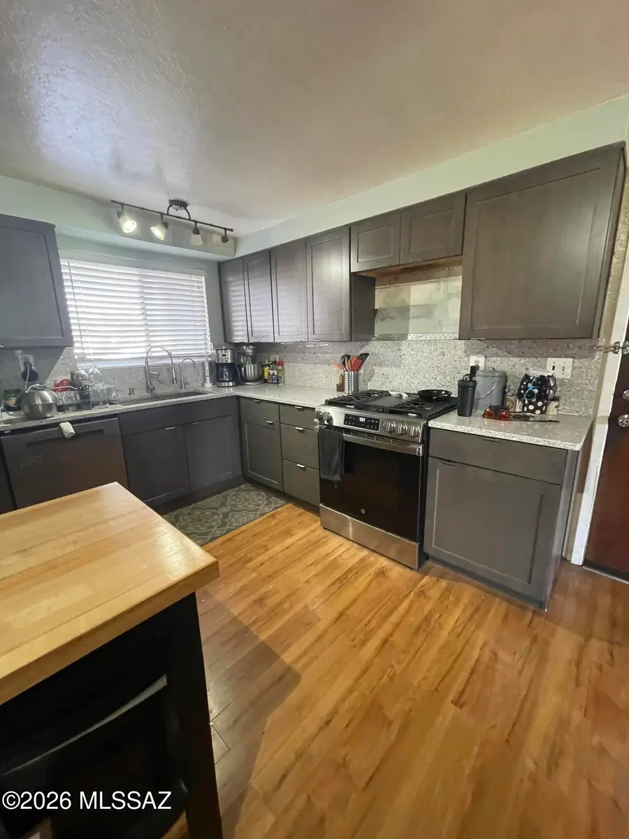 3332 S Champlain, Tucson, AZ 85730 - #3