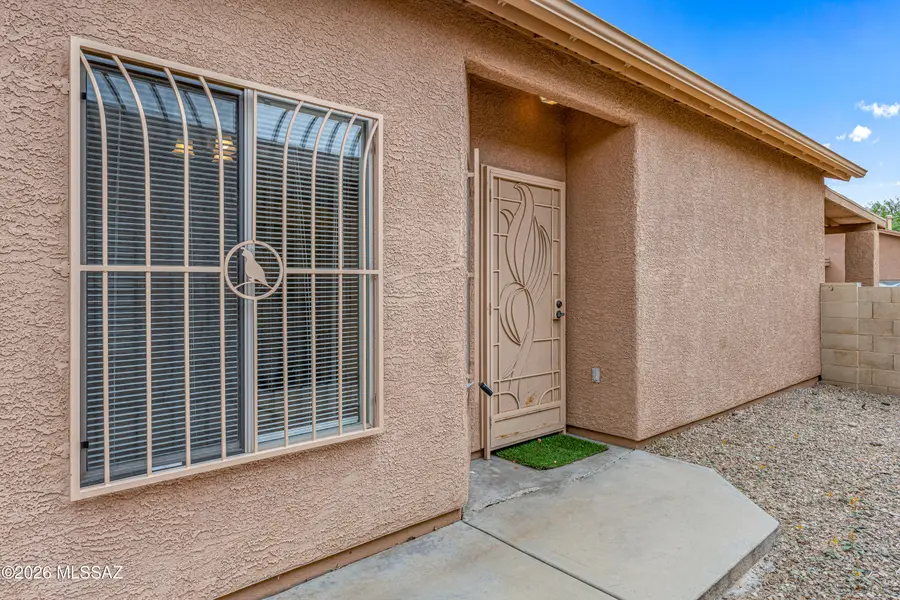 6654 S Luxor, Tucson, AZ 85746 - #3