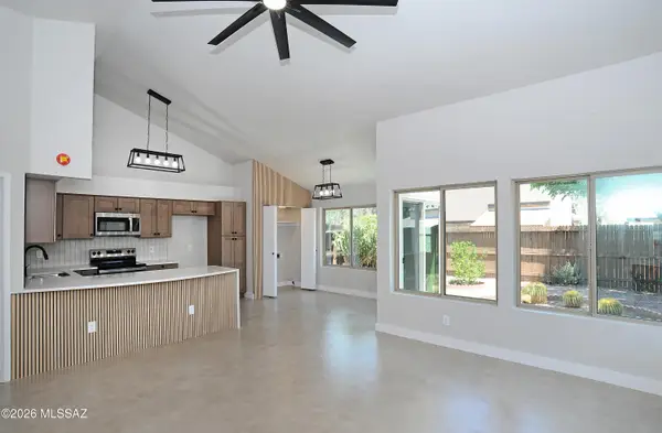 7535 E Harbor, Tucson, AZ 85715