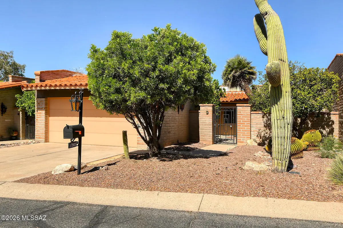 7949 N Sendero Uno, Tucson, AZ 85704 - #1