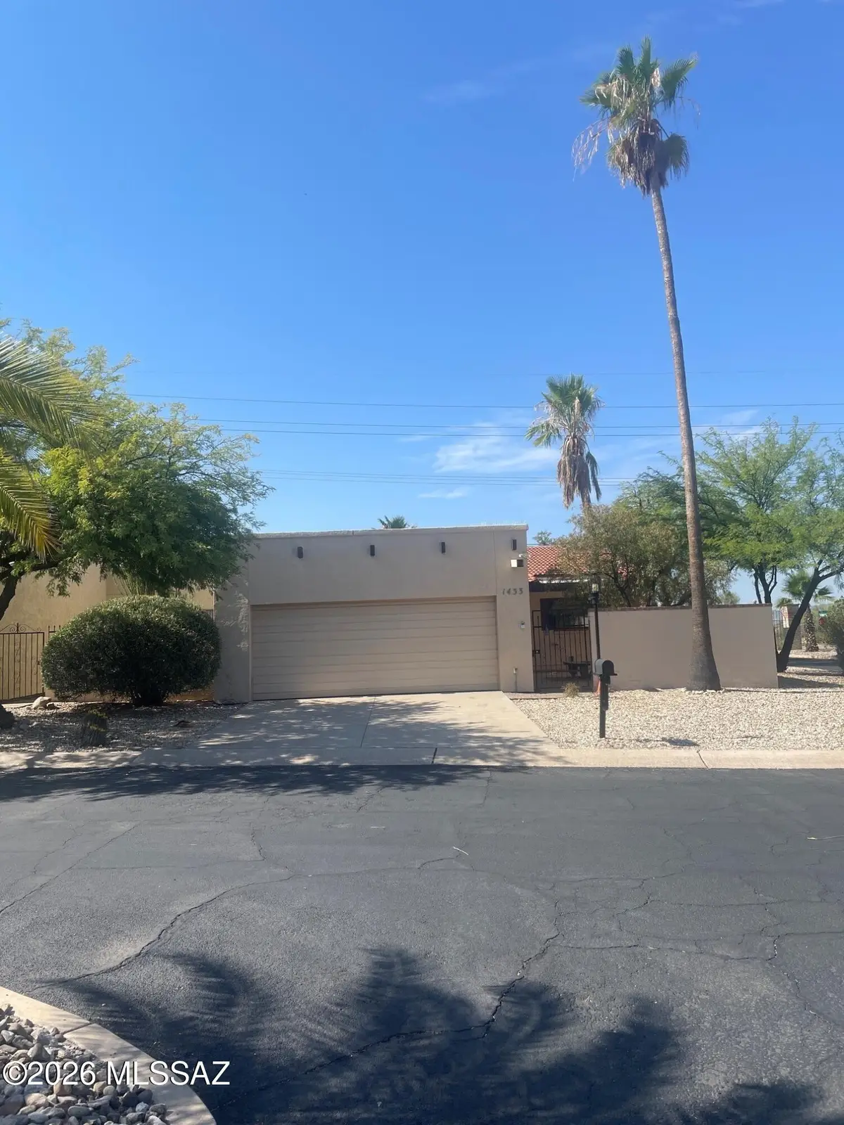 1433 W Cerrada Veracruz, Tucson, AZ 85704 - #1