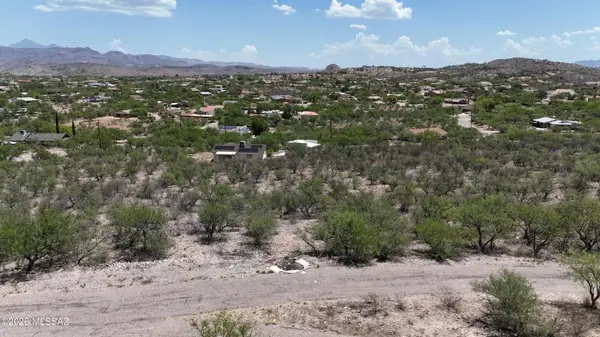 1075 Punto, Rio Rico, AZ 85648