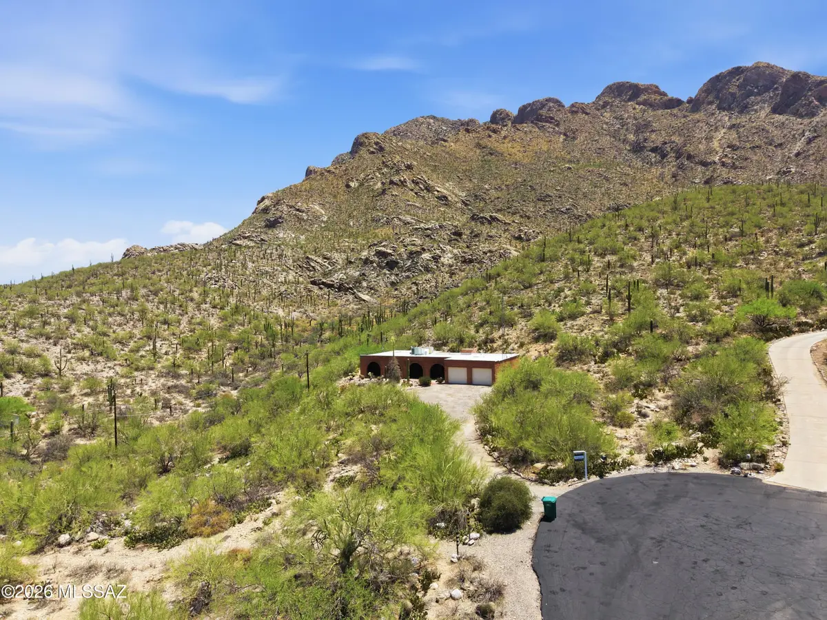 561 E San Moritz, Oro Valley, AZ 85704 - #1