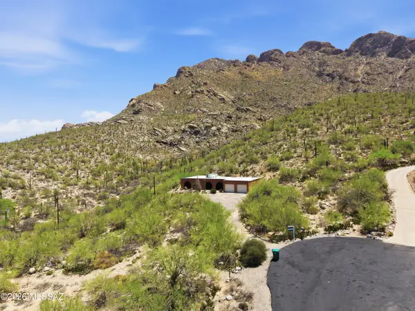 561 E San Moritz, Oro Valley, AZ 85704