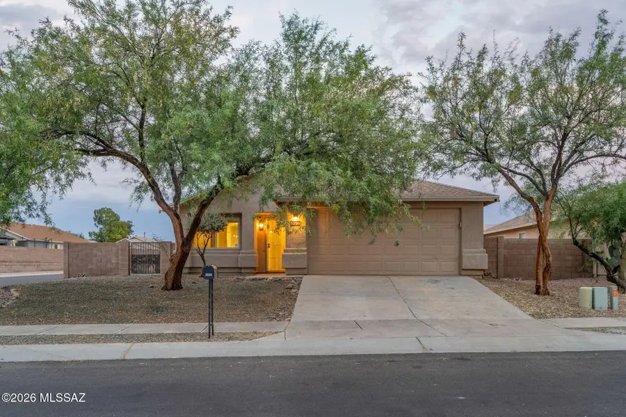 8090 E Sundew, Tucson, AZ 85710 - #3
