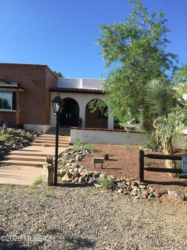 201 W Calle Lecho, Green Valley, AZ 85622