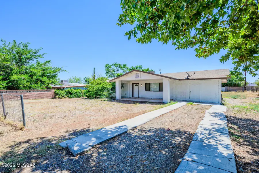 307 N 3rd, Sierra Vista, AZ 85635 - #2