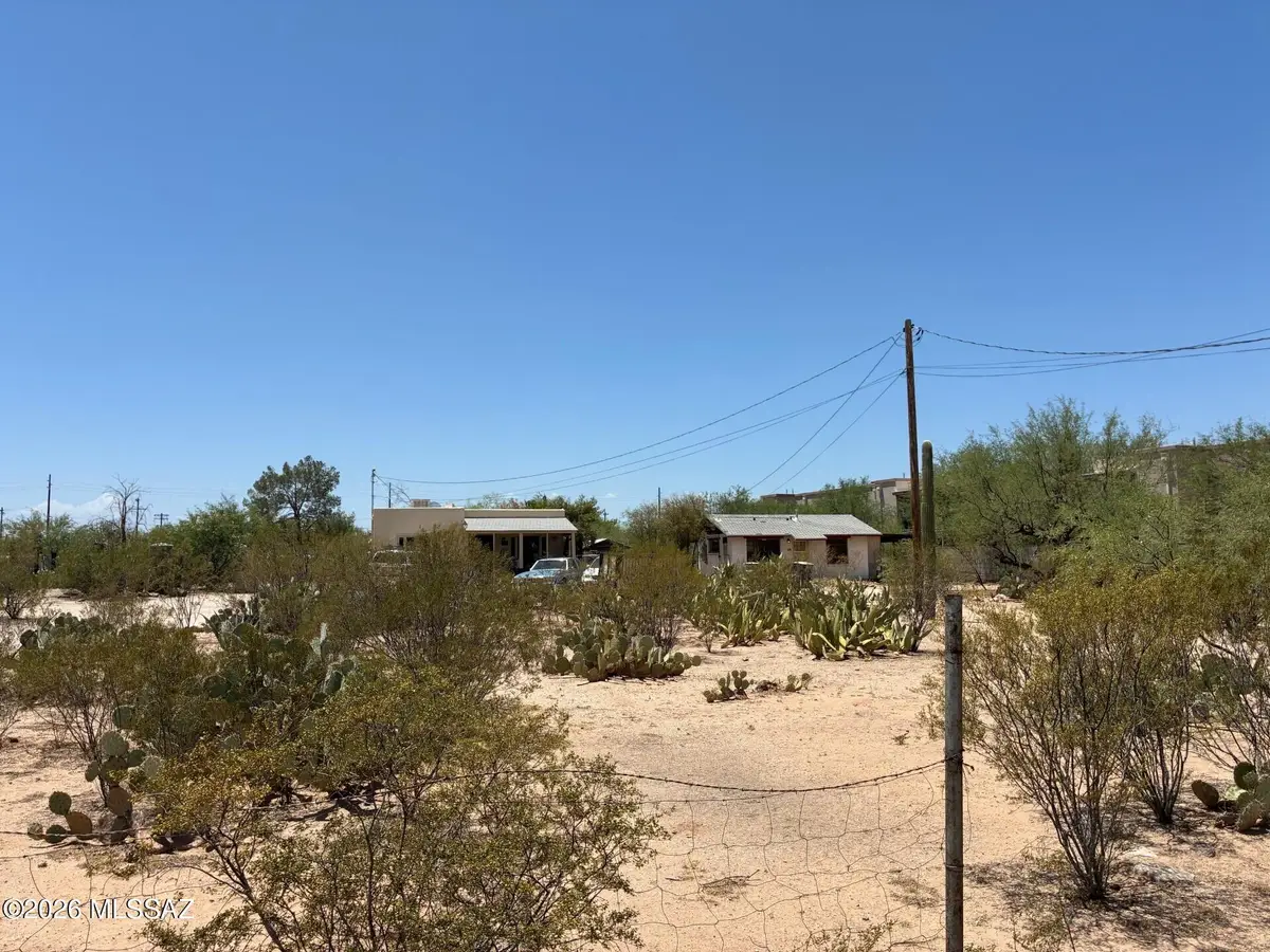 1106 E Halcyon, Tucson, AZ 85719 - #1