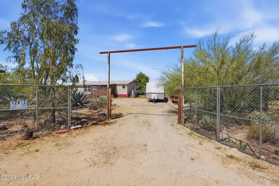 12832 S Rustic Desert, Tucson, AZ 85736 - #2