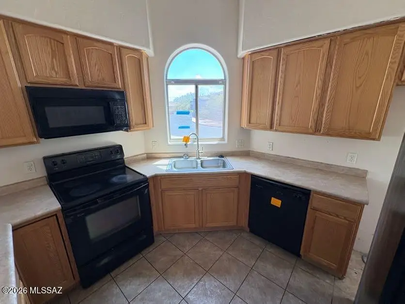 5708 W Treasure Cove, Tucson, AZ 85713 - #3