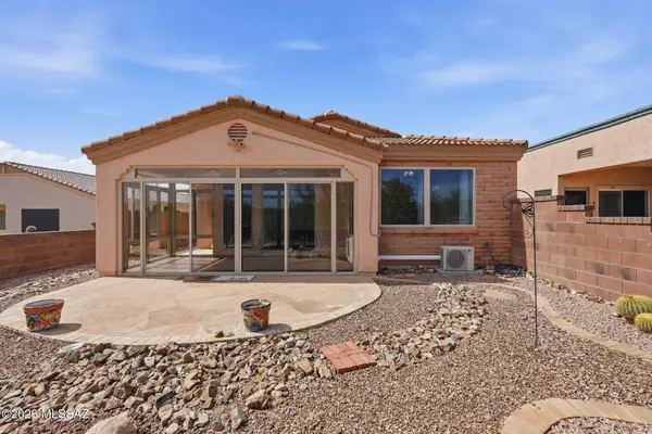 564 W Union Bell, Green Valley, AZ 85614