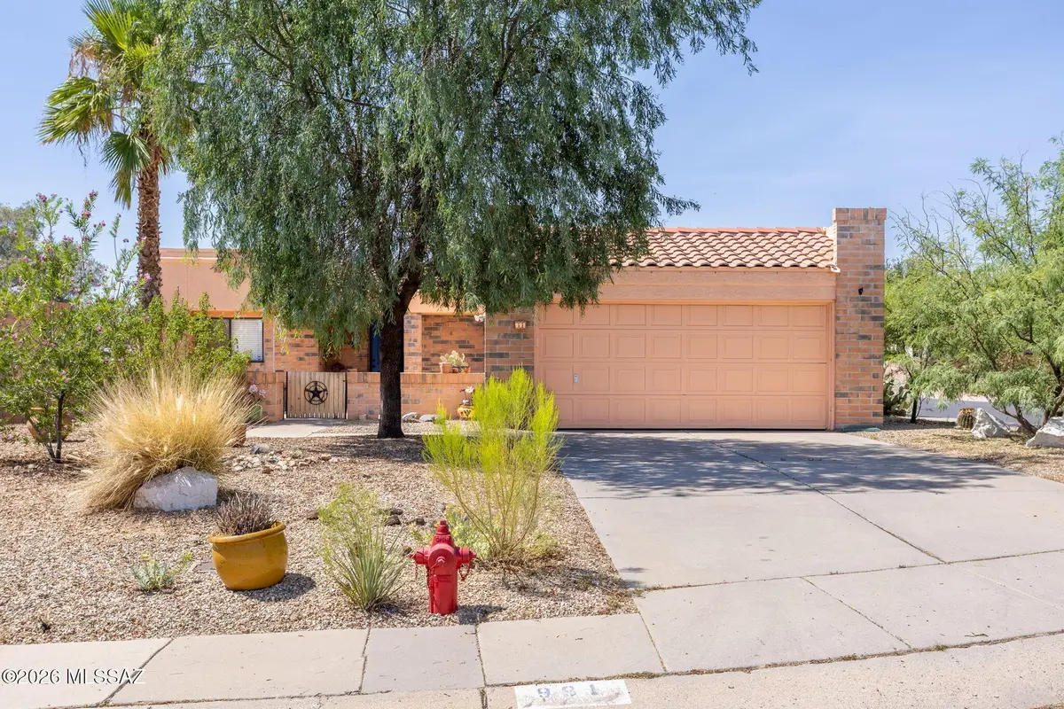 991 W Rio Hondo, Green Valley, AZ 85614 - #1