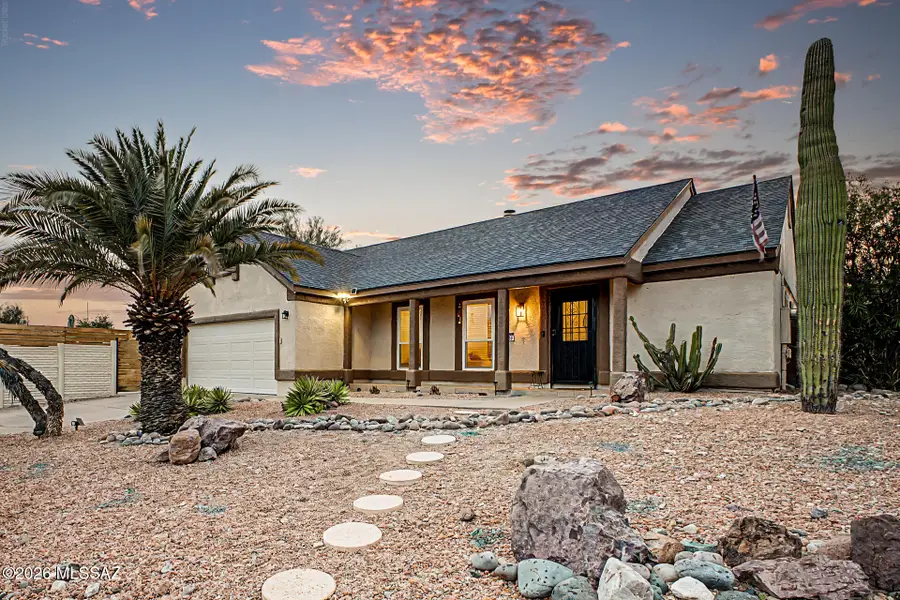 2758 W Calle Gardenias, Tucson, AZ 85745 - #2
