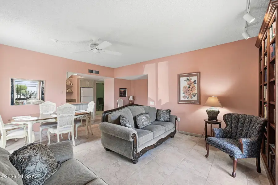 2876 S Calle Flamenco, Green Valley, AZ 85622 - #3