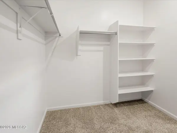 9751 N Summerstone, Tucson, AZ 85743