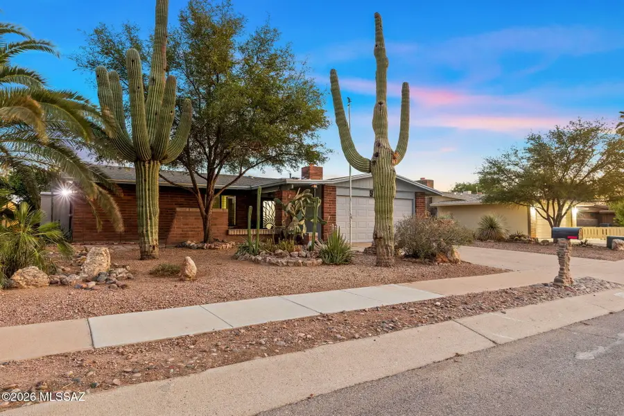 3757 W Raintree, Tucson, AZ 85741 - #2
