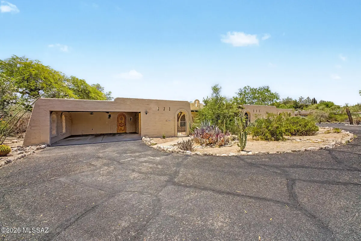 5280 N Pueblo Villas, Tucson, AZ 85704 - #1