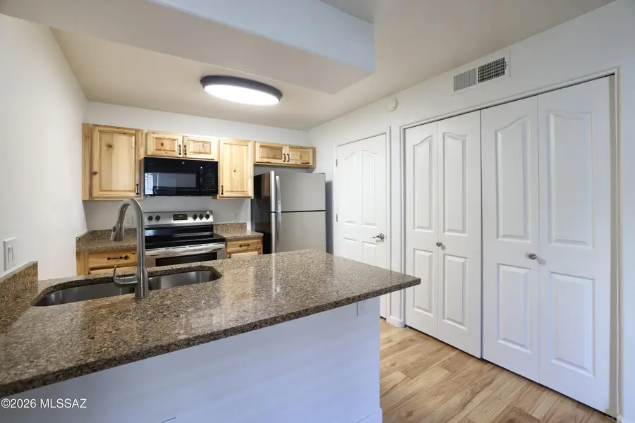 5751 N Kolb, Tucson, AZ 85750 - #3