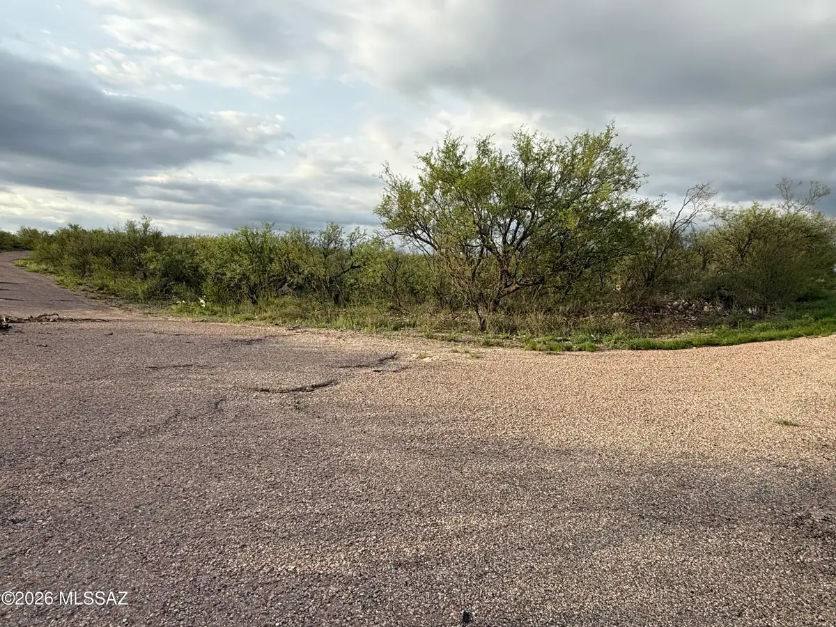 1161 Gris, Rio Rico, AZ 85648 - #1