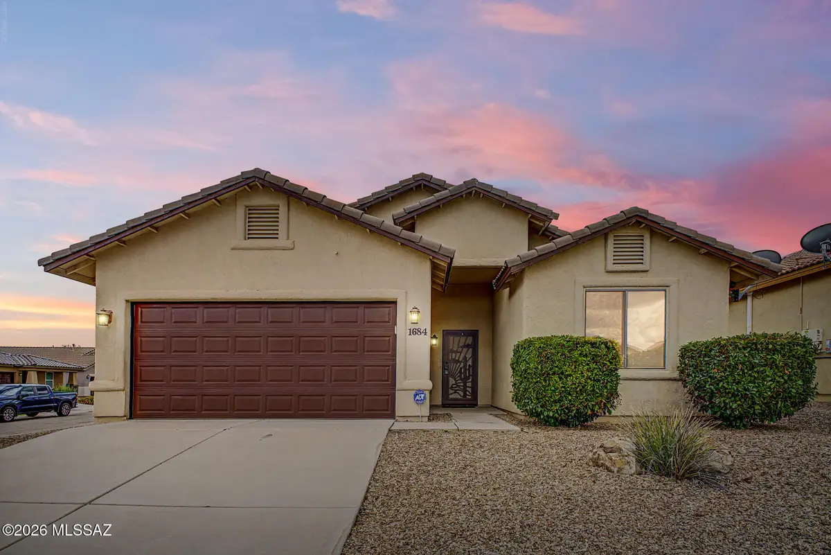 1684 Tenen Pass, Benson, AZ 85602 - #1