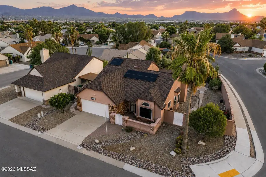 7861 N Roundstone, Tucson, AZ 85741 - #2