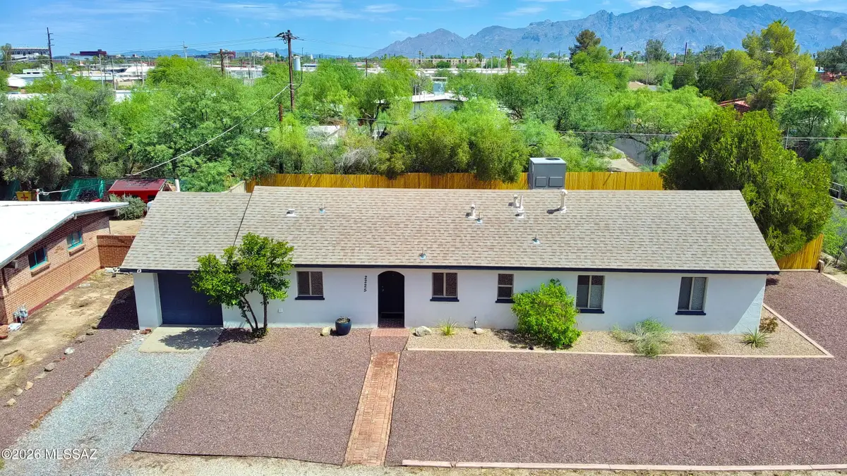 2225 E 15th, Tucson, AZ 85719 - #1