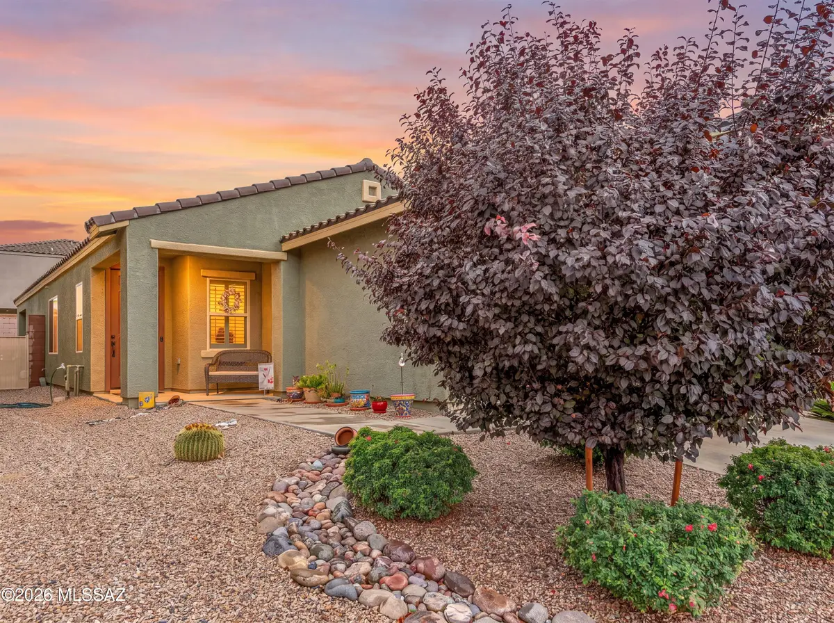 912 E Empire Canyon, Sahuarita, AZ 85629 - #1