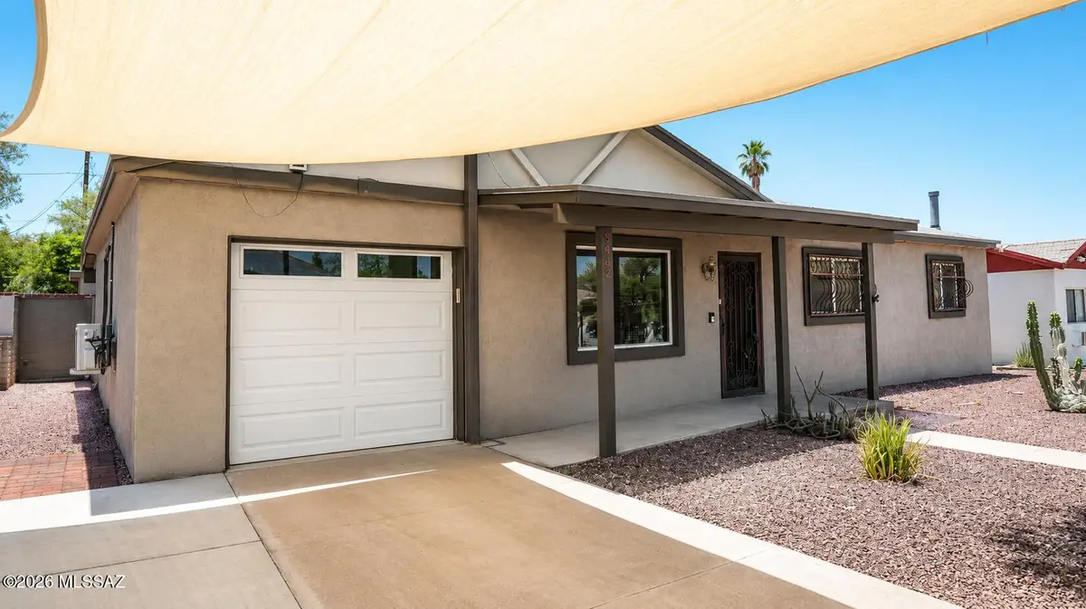 4602 E Burns, Tucson, AZ 85711 - #1