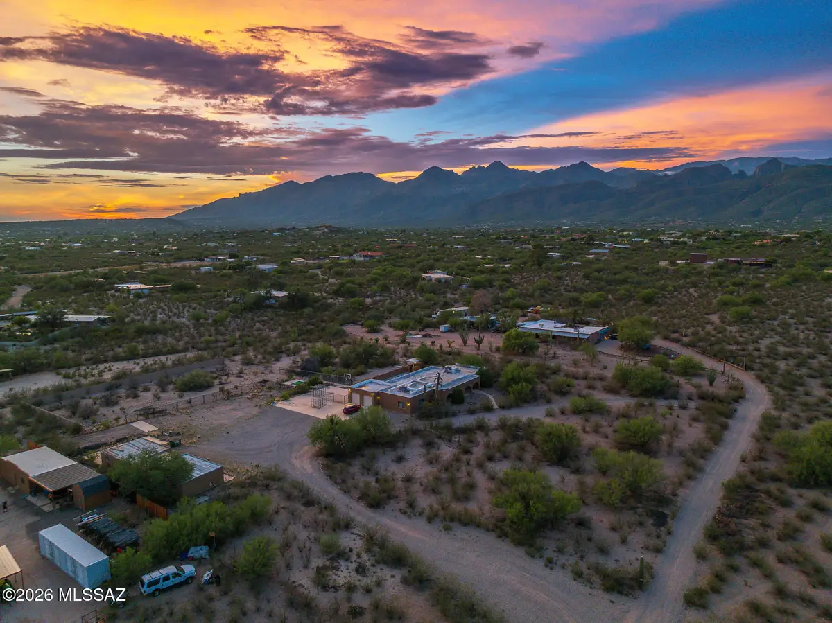 10565 E Fort Lowell, Tucson, AZ 85749 - #1