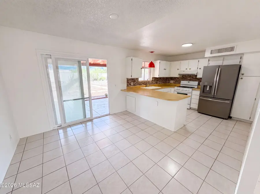 7949 E Manitoba, Tucson, AZ 85730 - #2