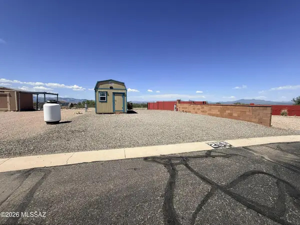1030 S Barrel Cactus, Benson, AZ 85602